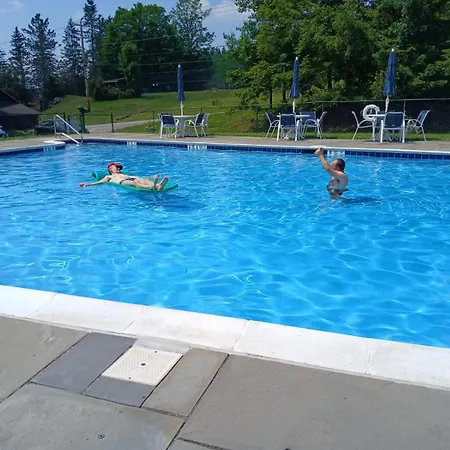 Raisin Et Toile - French American Retreat * La Rochebeaucourt-et-Argentine