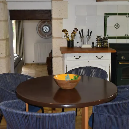 Raisin Et Toile - French American Retreat Resort *