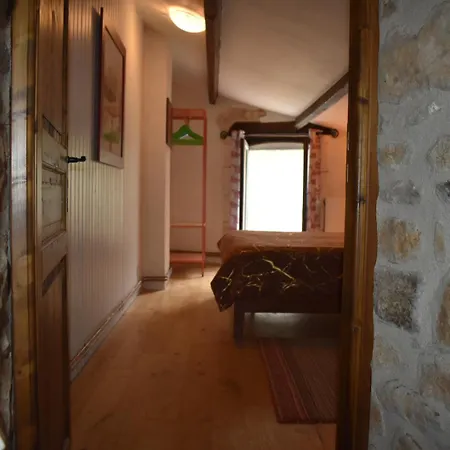 Raisin Et Toile - French American Retreat * La Rochebeaucourt-et-Argentine