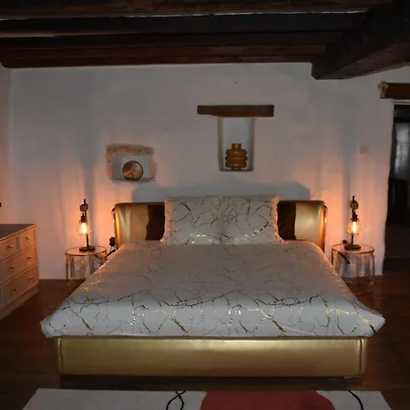 Raisin Et Toile - French American Retreat * La Rochebeaucourt-et-Argentine