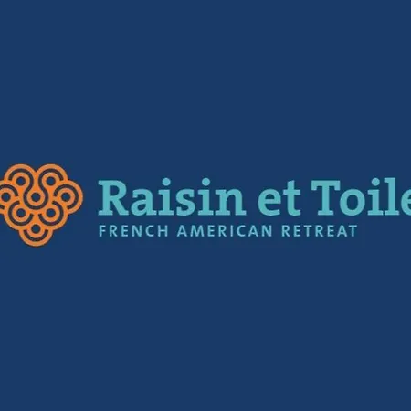 Raisin Et Toile - French American Retreat Resort