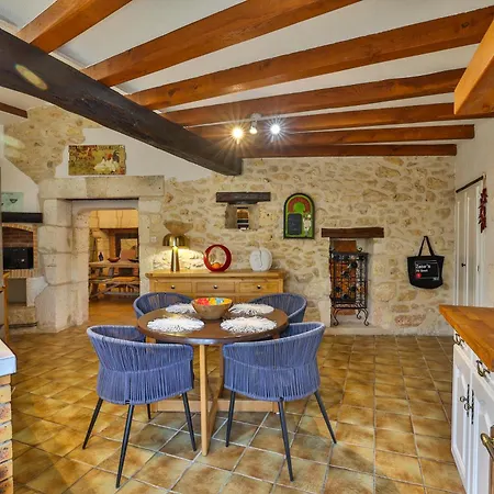 Raisin Et Toile - French American Retreat La Rochebeaucourt-et-Argentine