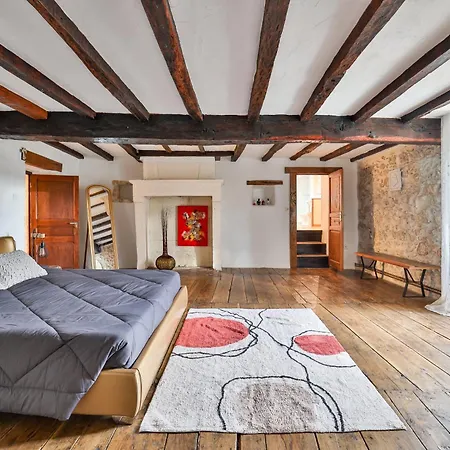 Raisin Et Toile - French American Retreat Resort
